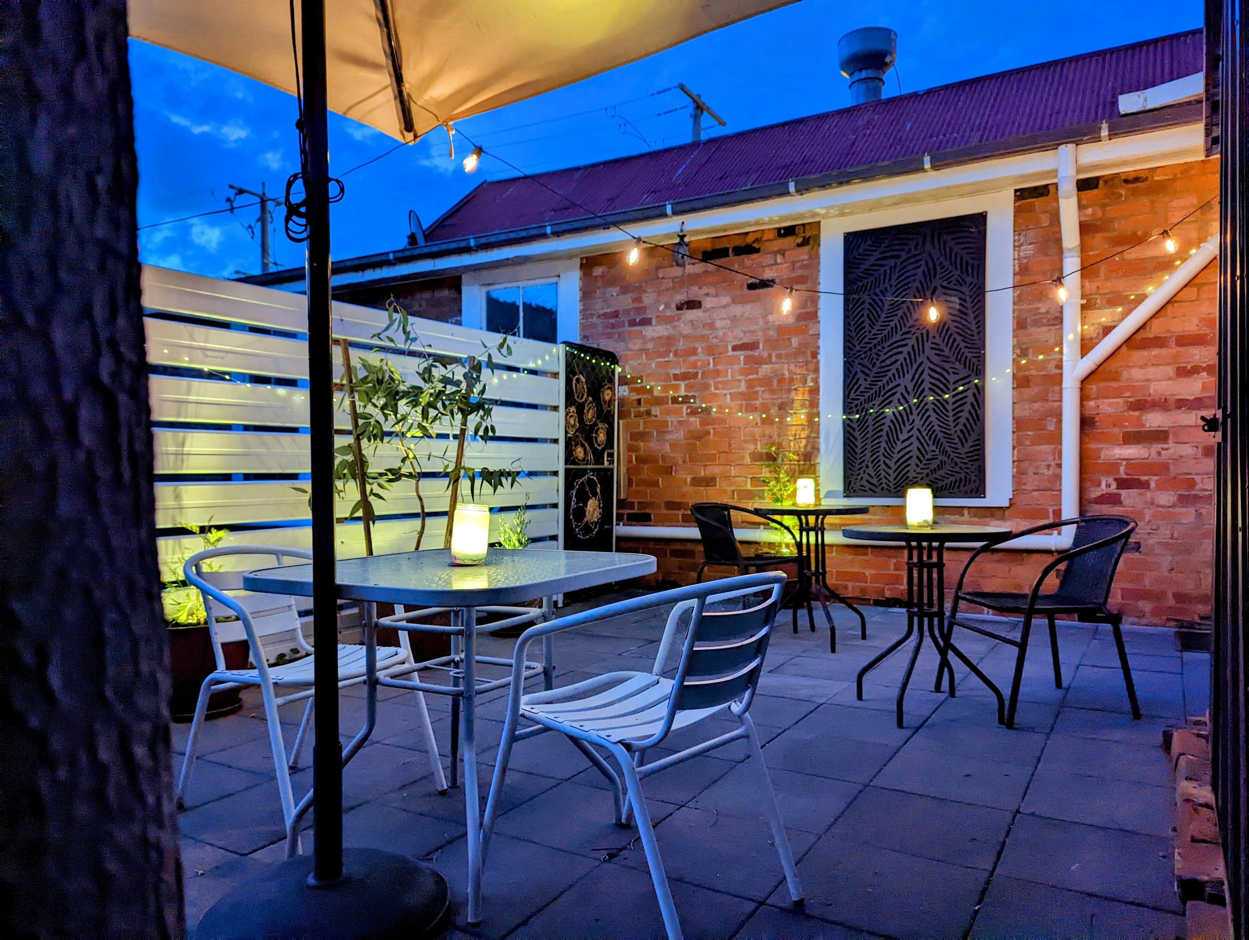 Gallery courtyard renovation