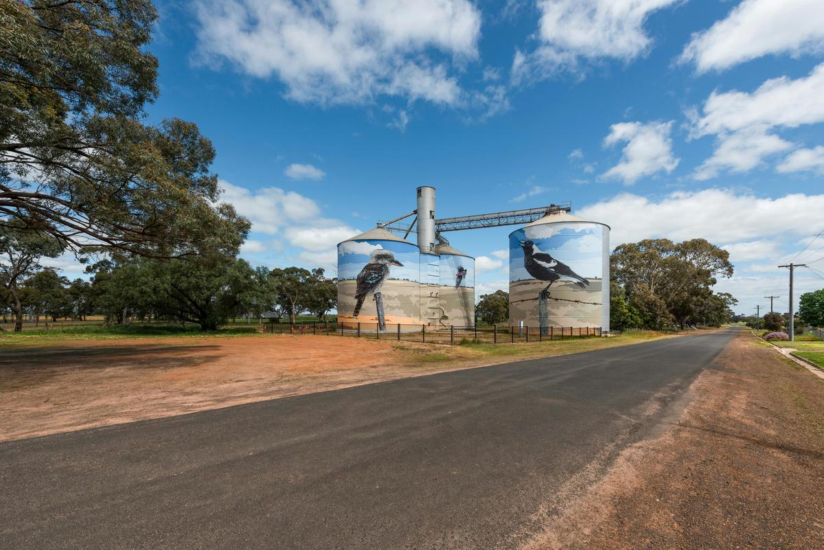 Goroke Silo Art
