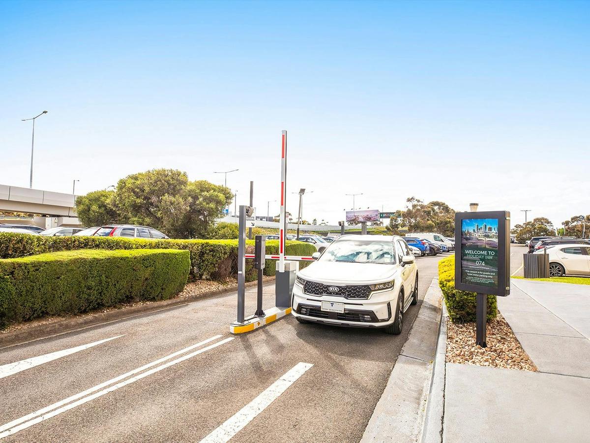 We are the only hotel in the area with more than 100 carparks