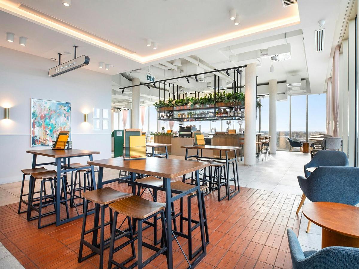 Holiday Inn Werribee Onsite Bar