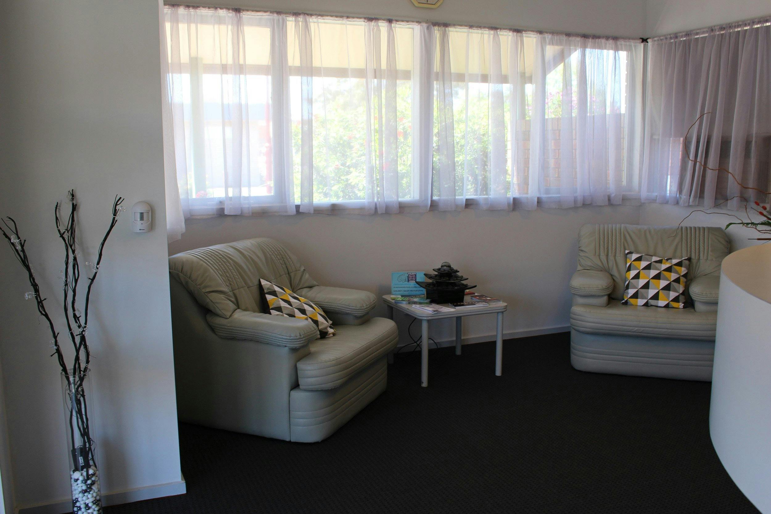 Horsham Mid City Court Motel