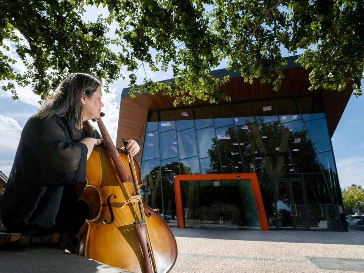 Gippsland Performing Arts Centre Exterior