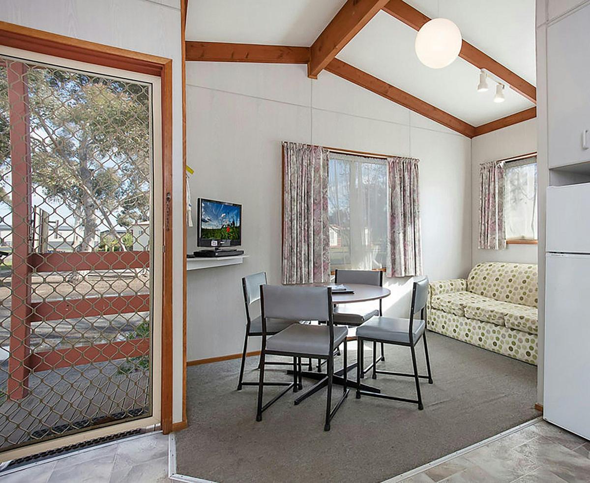 Standard Cabin with Linen