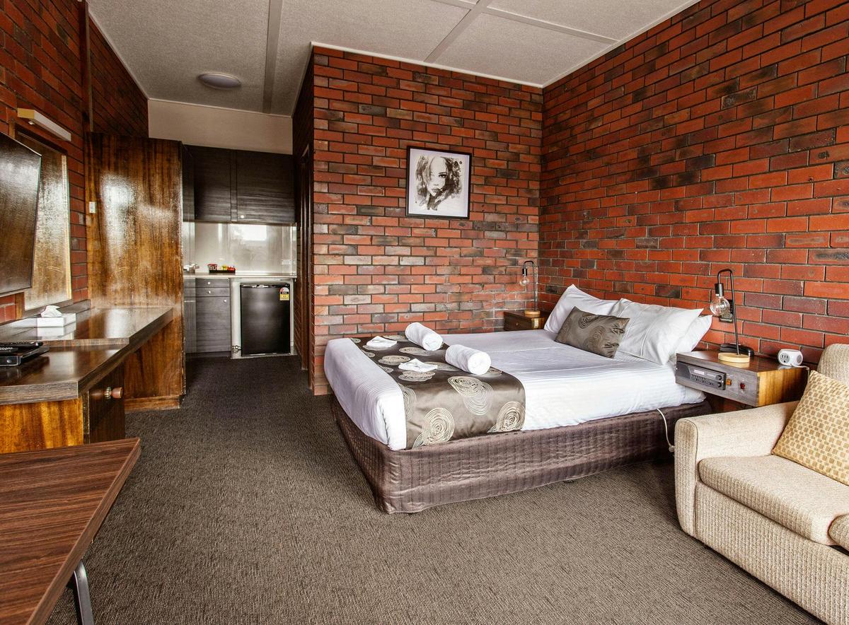 Double Deluxe Room
