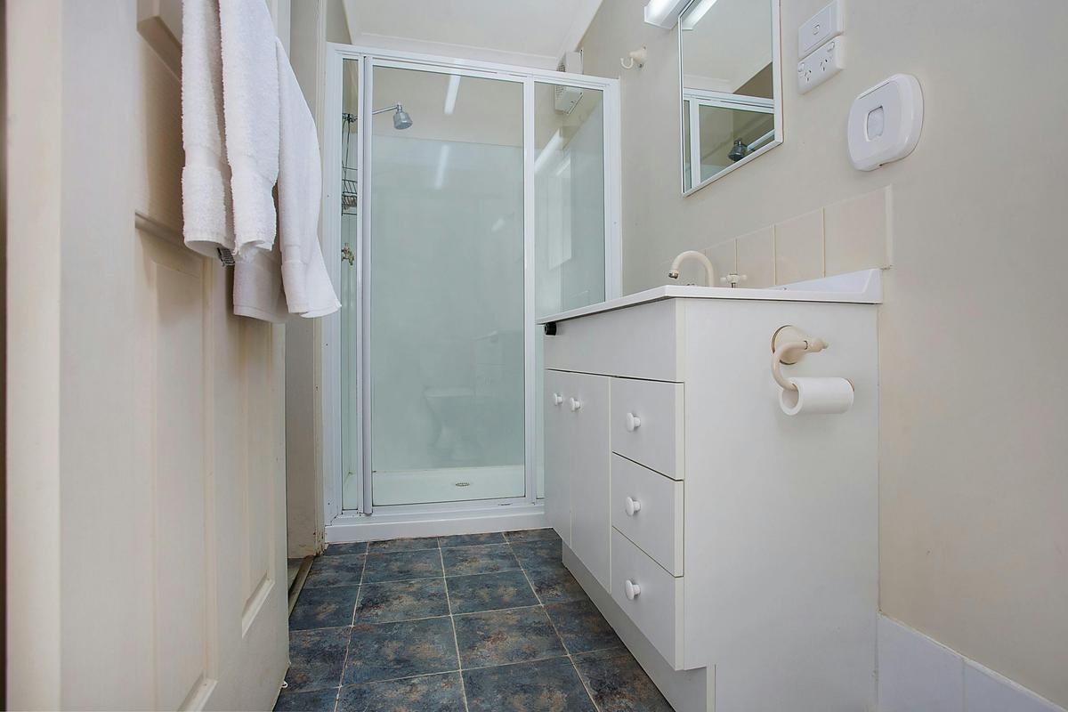 Ensuite