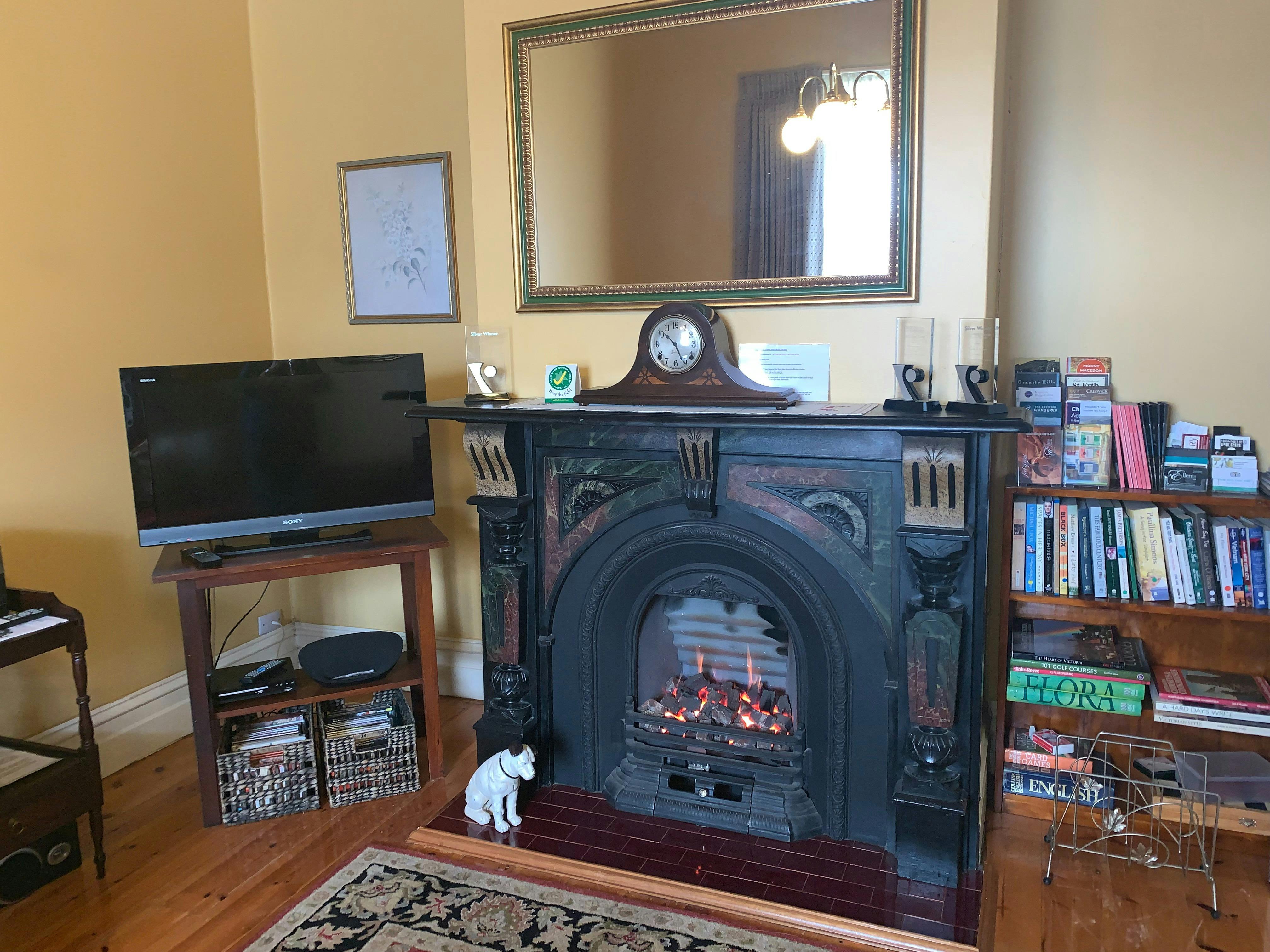 Lounge Room Isabella at Kyneton