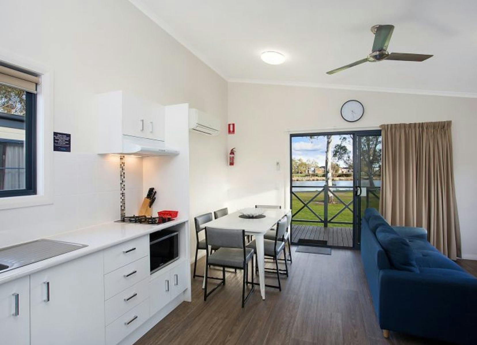 Lounge of a large cabin
