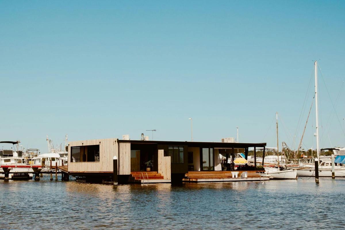Idle Lake House