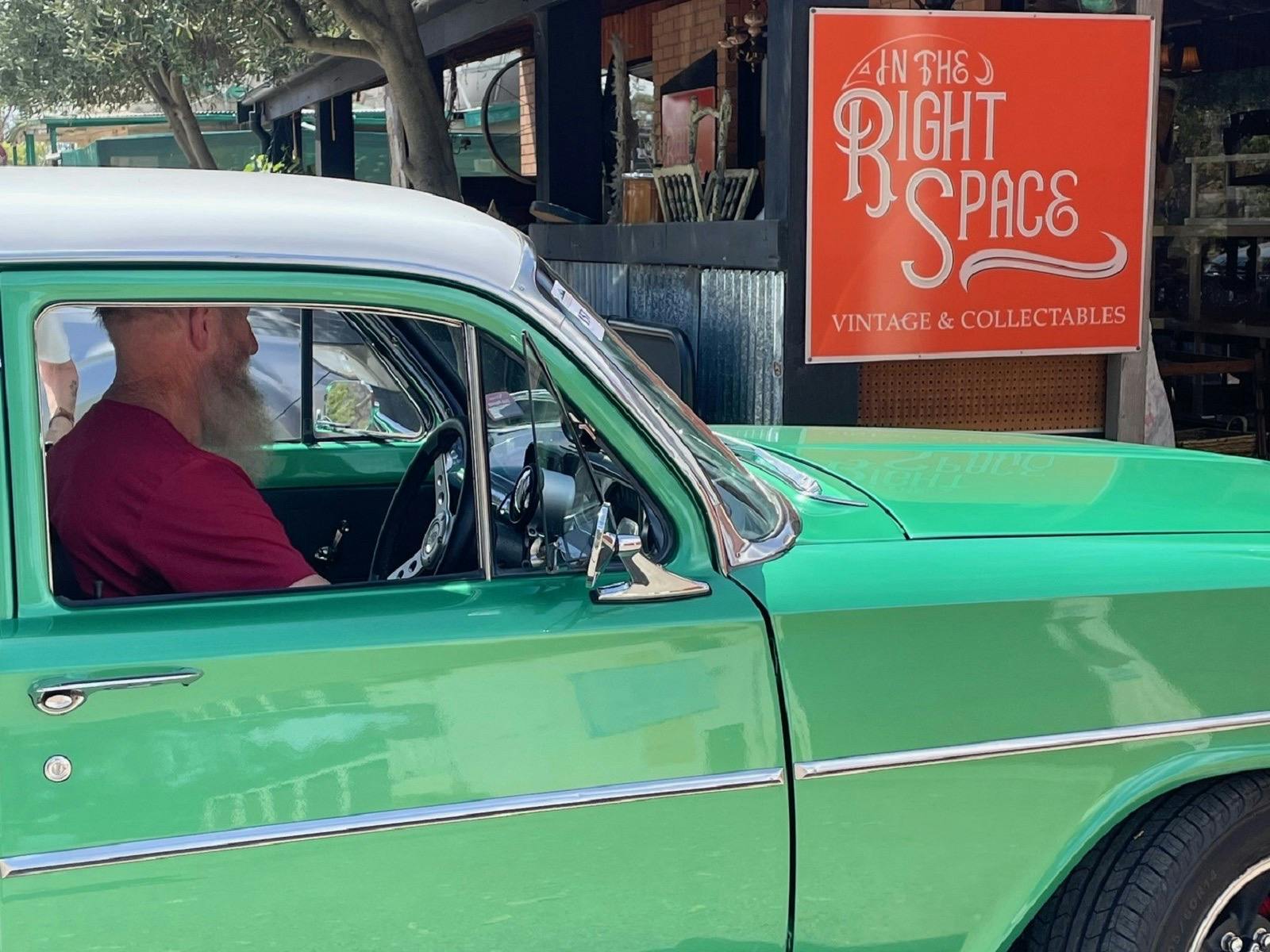 Outdoor intherightspace