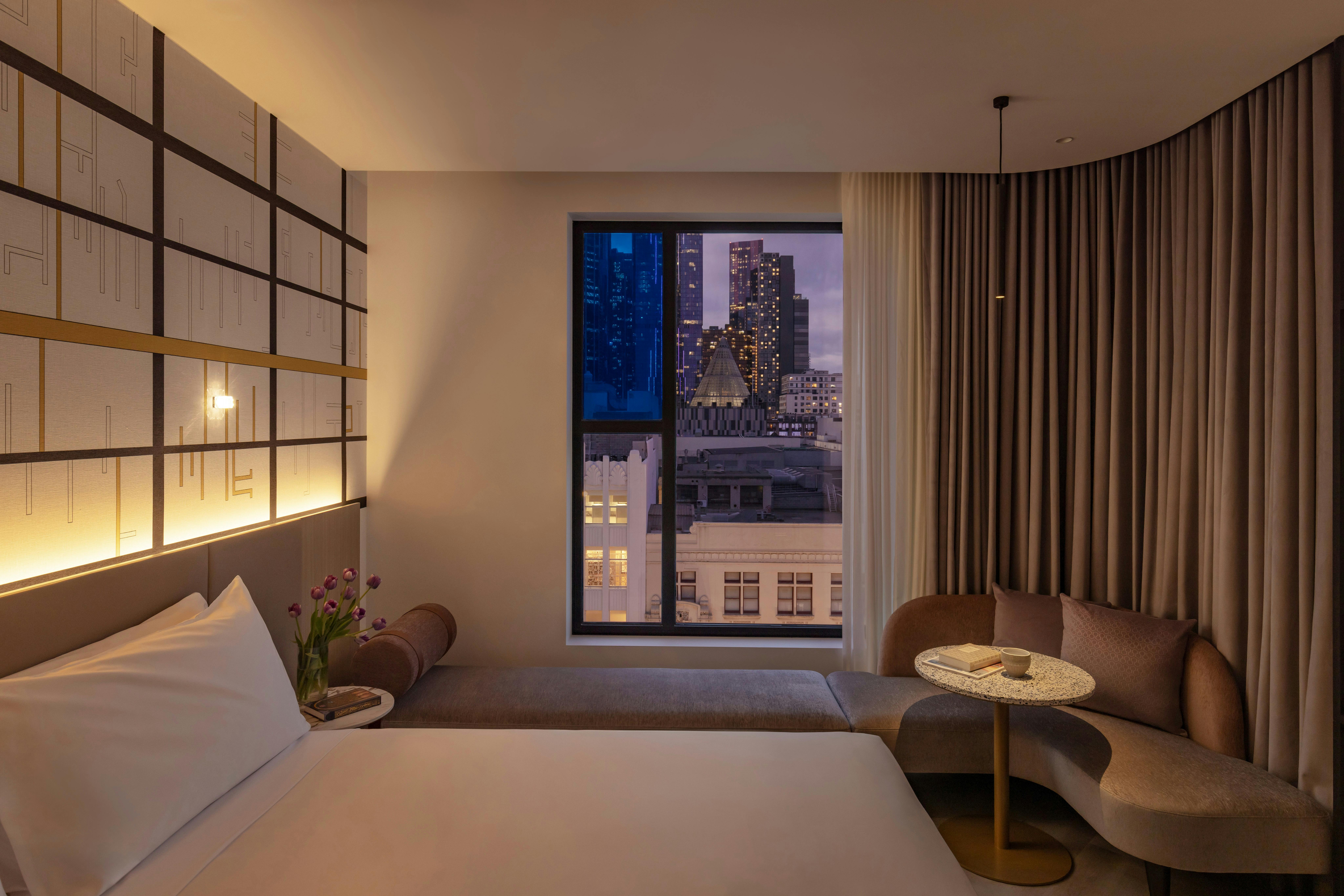 King Standard City View