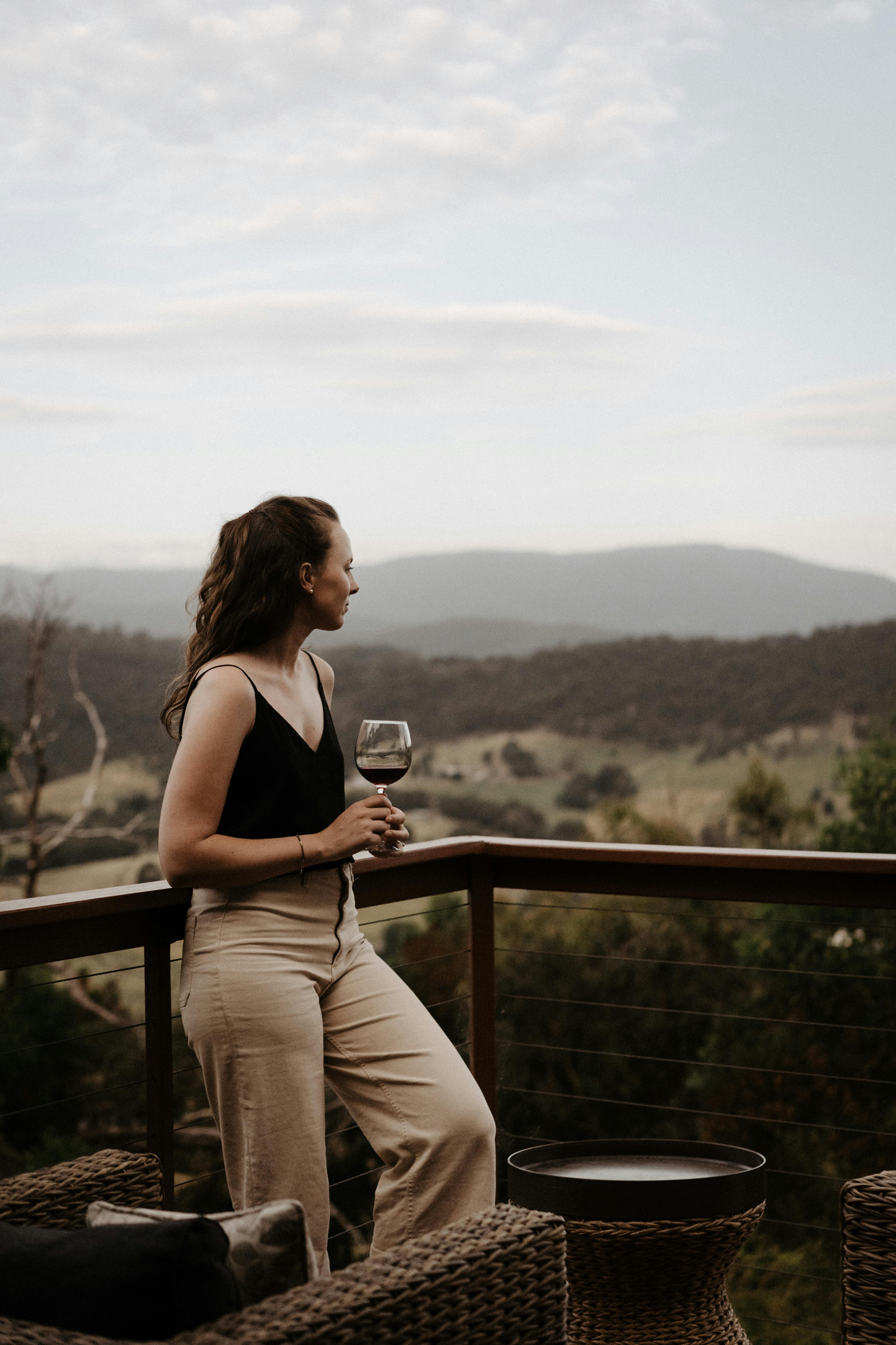 Retreat into an unpretentious yet lavish cabin and fully immerse yourself in the view.