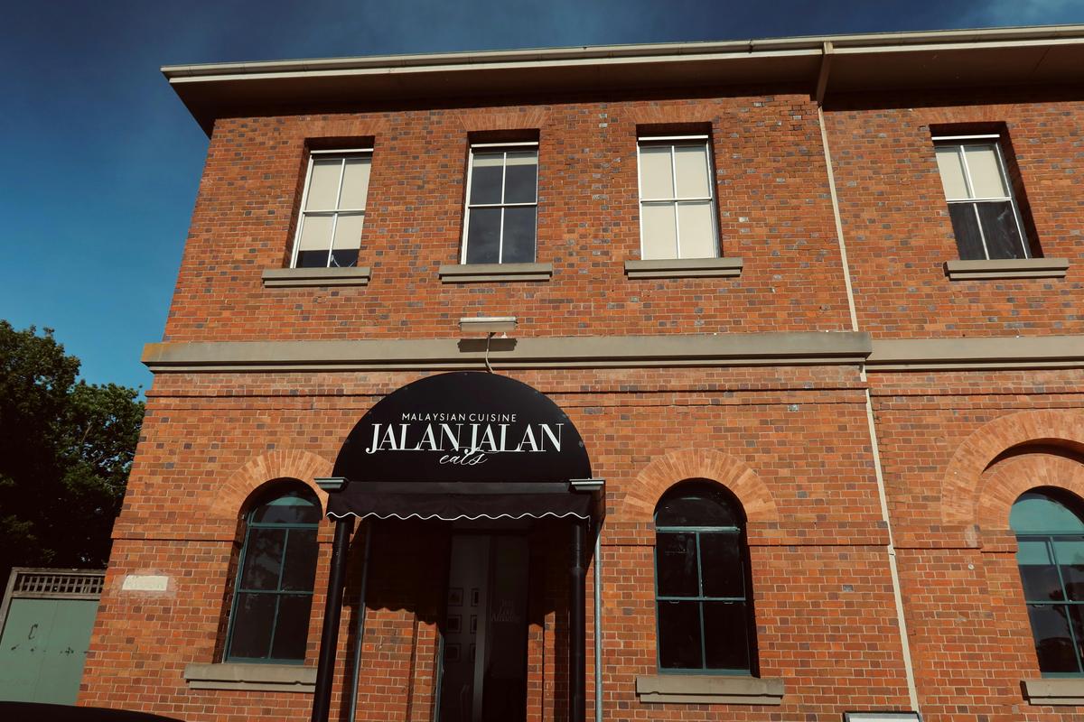 Located in one of Ballarat’s iconic heritage buildings, Jalan Jalan Eats offers Malaysian flavours