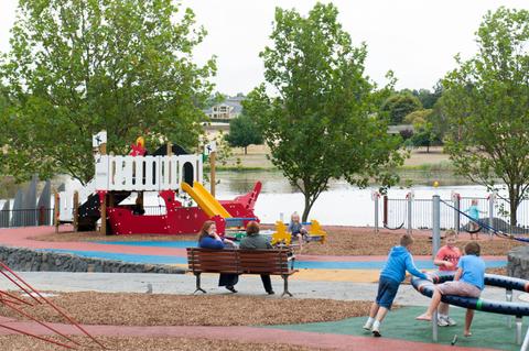 Lakes Edge Adventure Playground