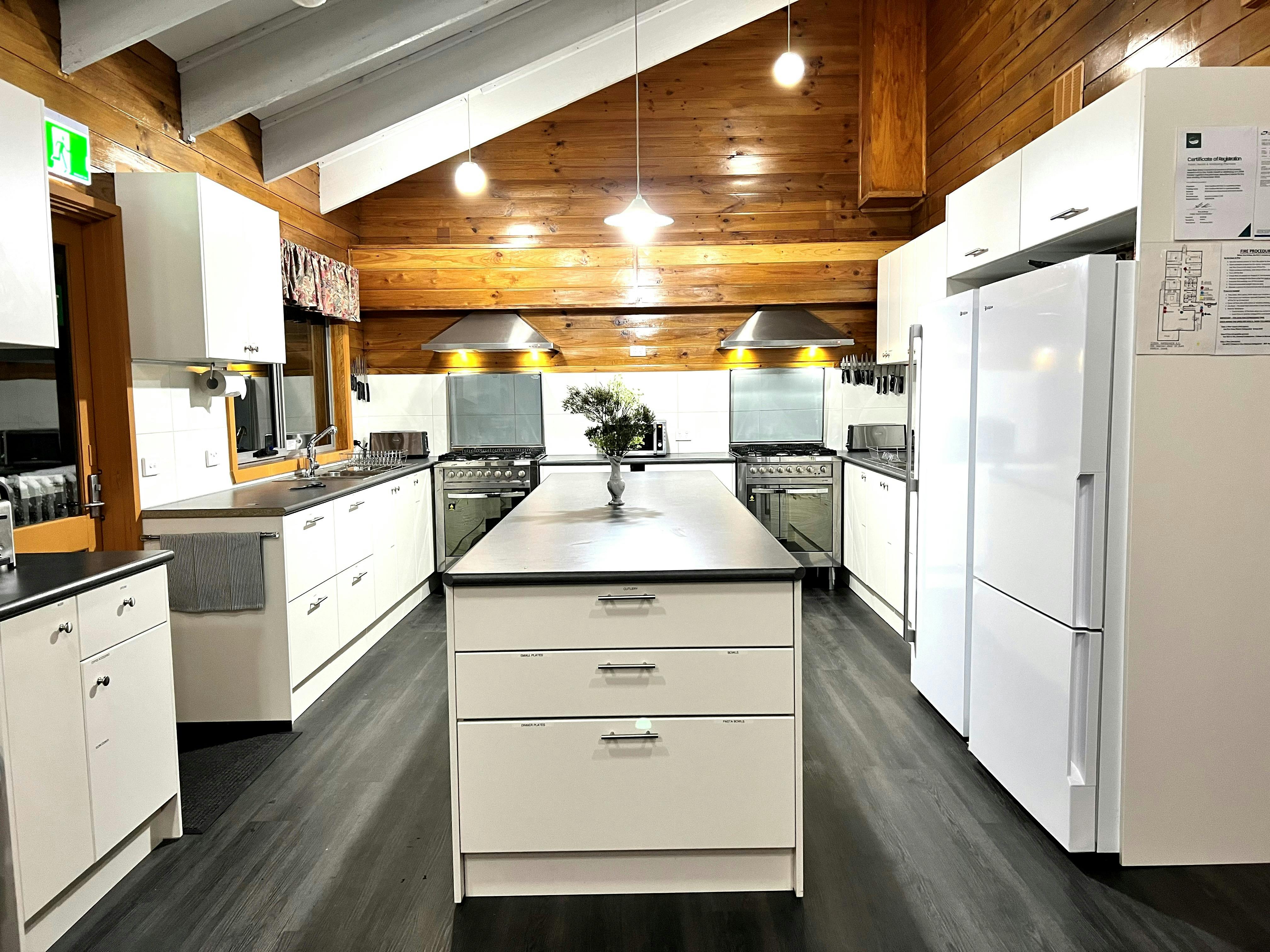 Modern and spacious Kitchen