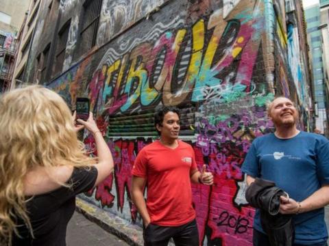 group-graffiti-laneway-melbourne