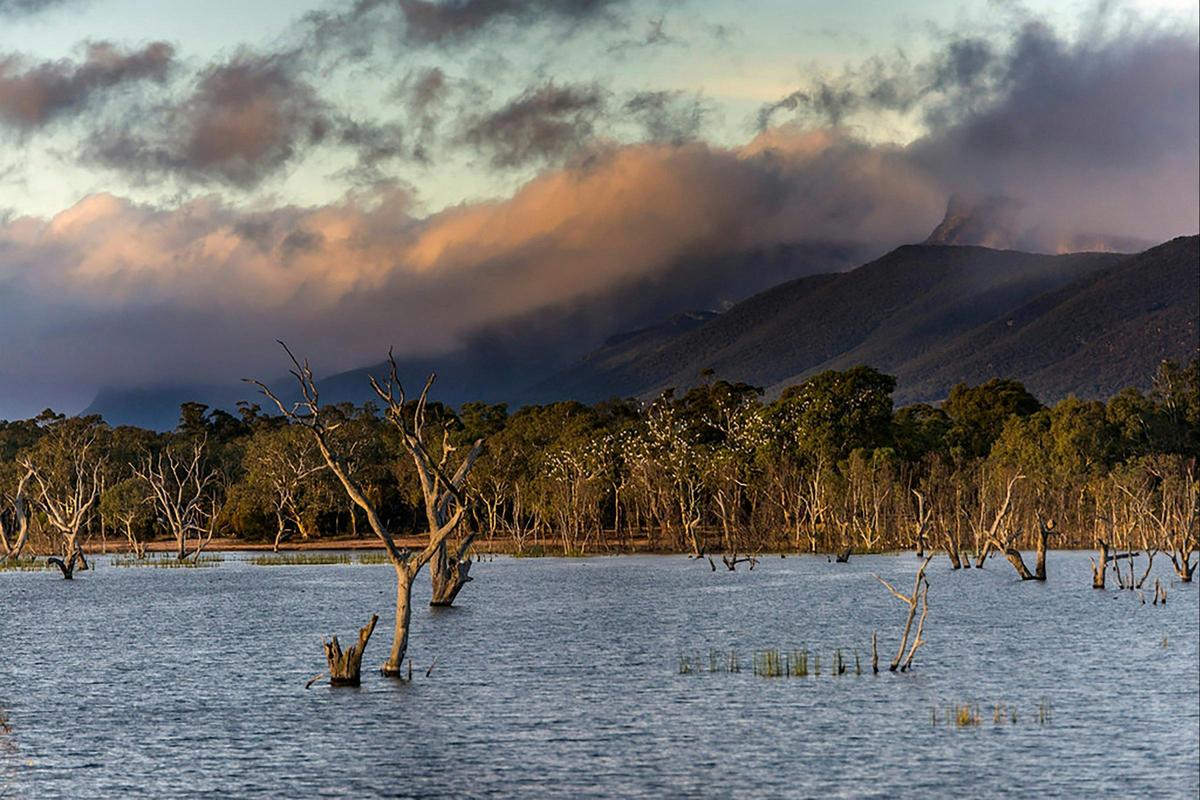 Lake Fyans, Halls Gap, Grampians