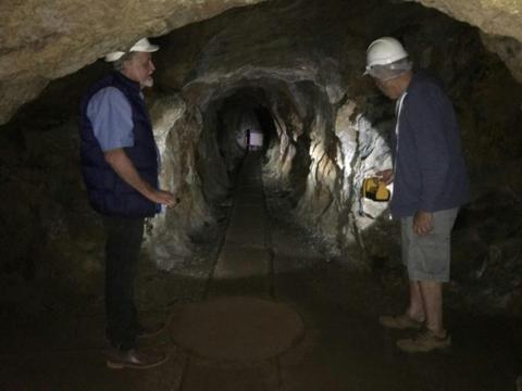 Karr's Reef Goldmine Tours