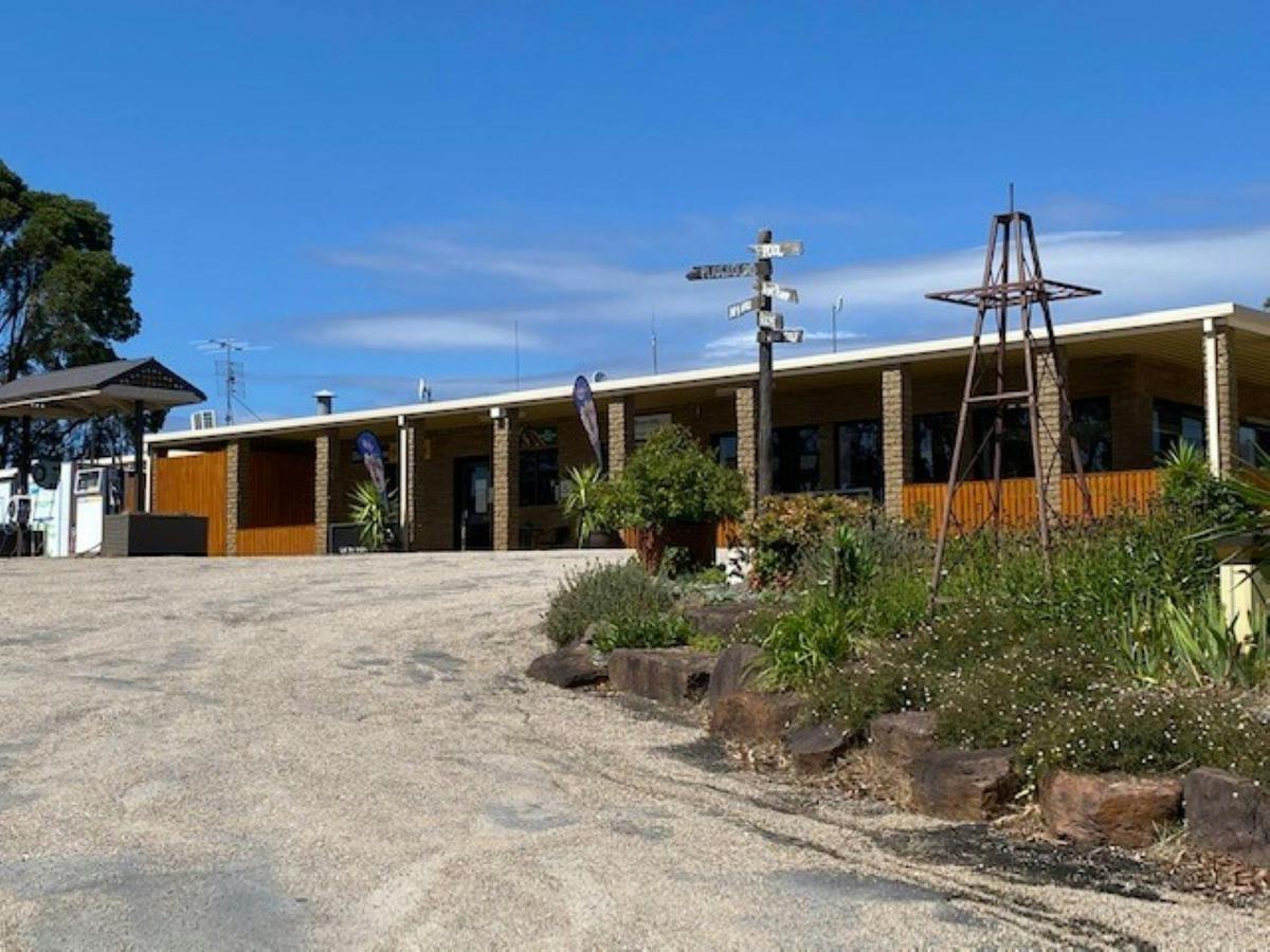 Park Reception and Cafe