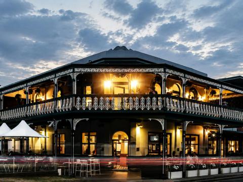Lake View Hotel