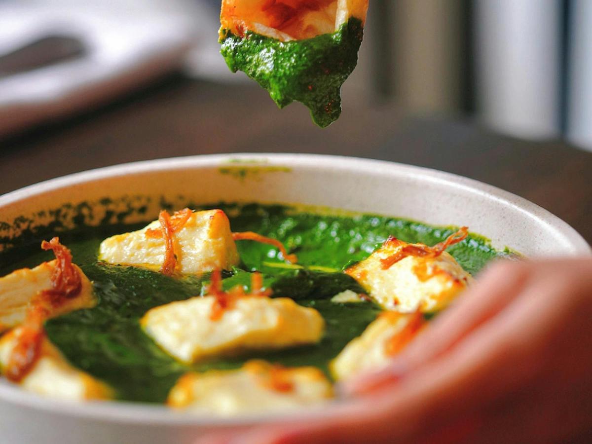 ISH delicious Palak Paneer with Fresh Naan