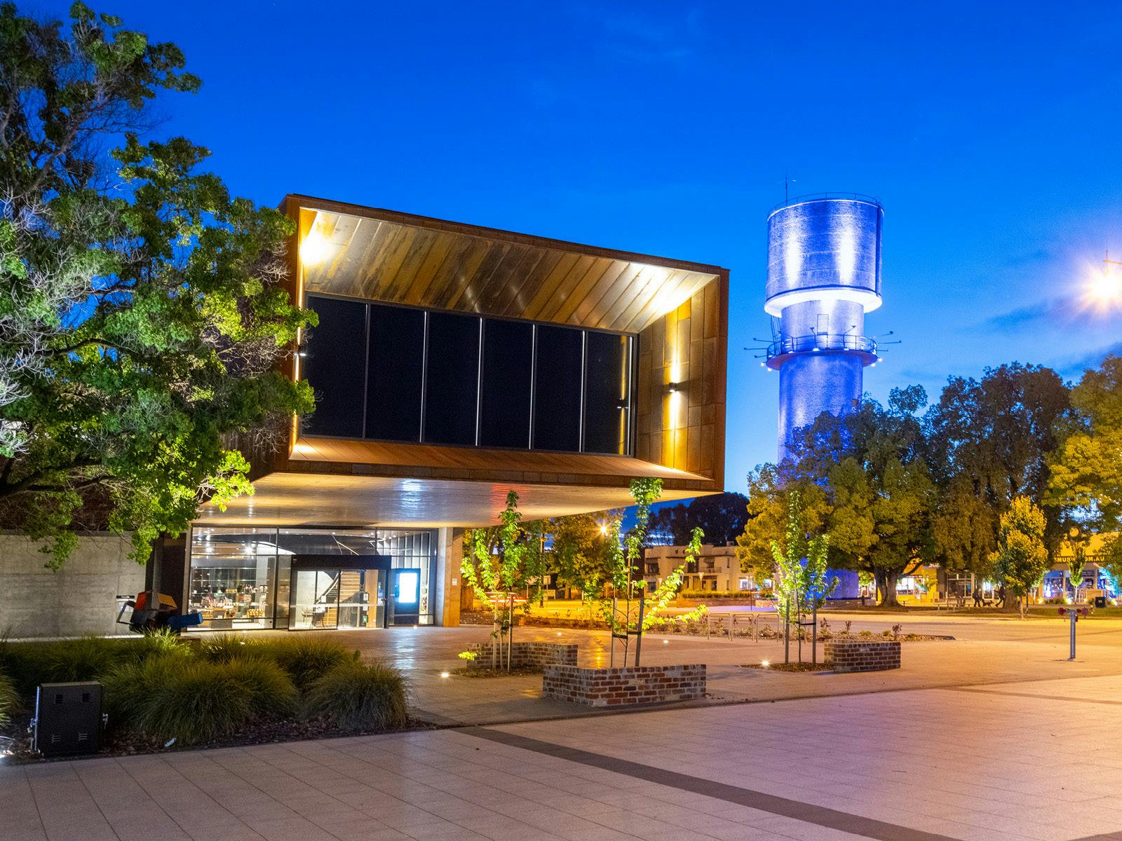 Hyphen - Main entrance