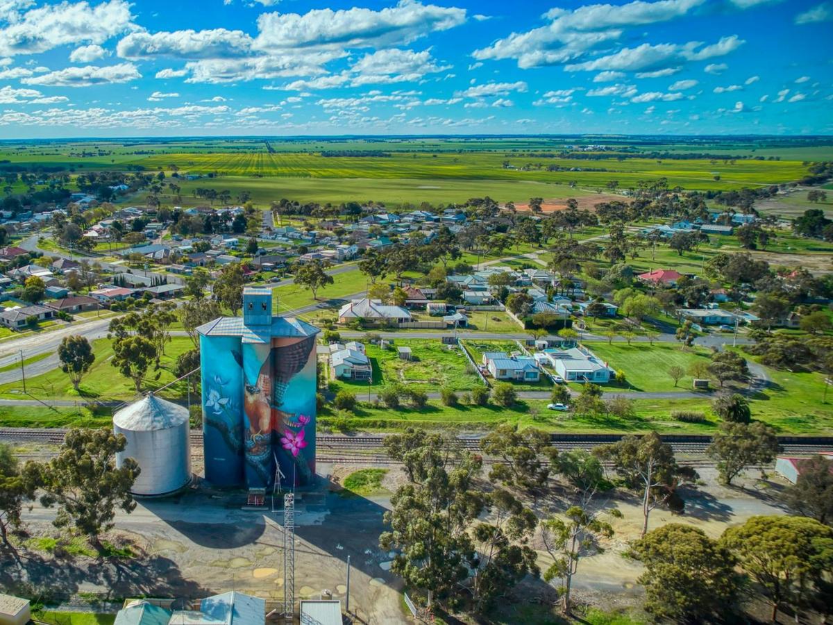 Kaniva Silo Art