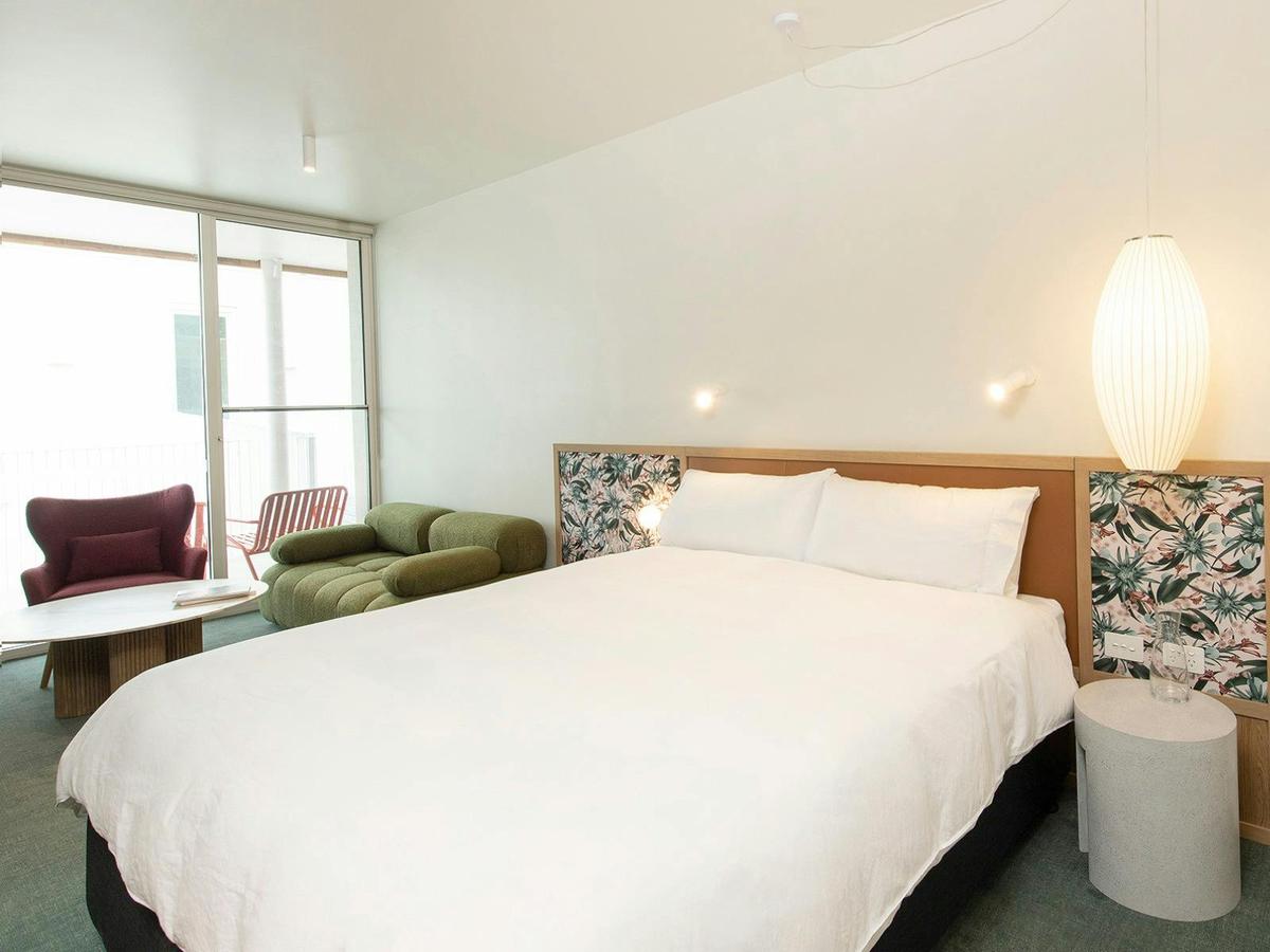 Kar-Rama Hotel Deluxe Studio Room with double bed