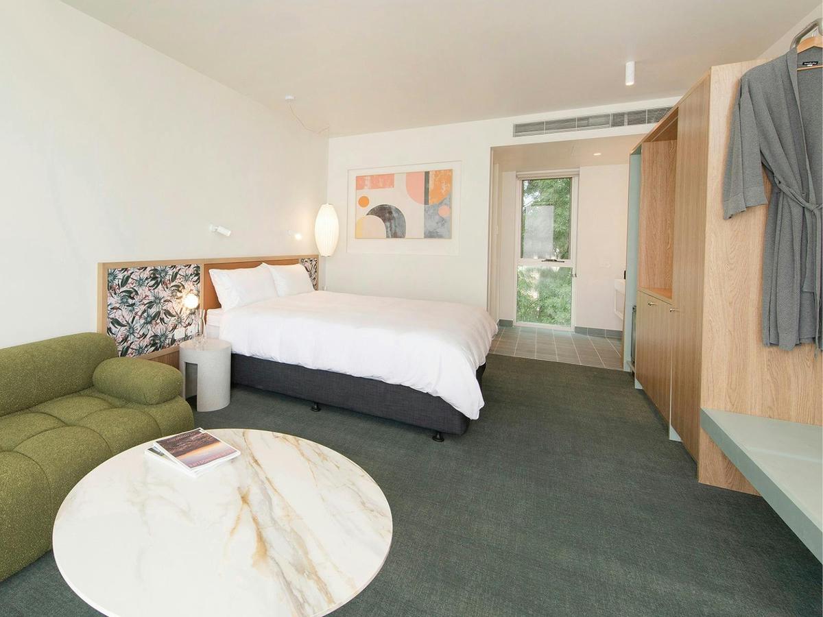 Kar-Rama Hotel Deluxe Studio Room with double bed