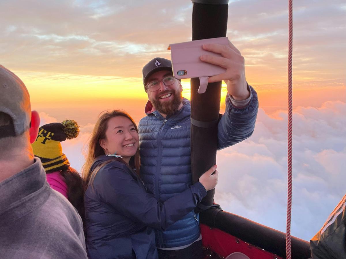 Romantic balloon ride