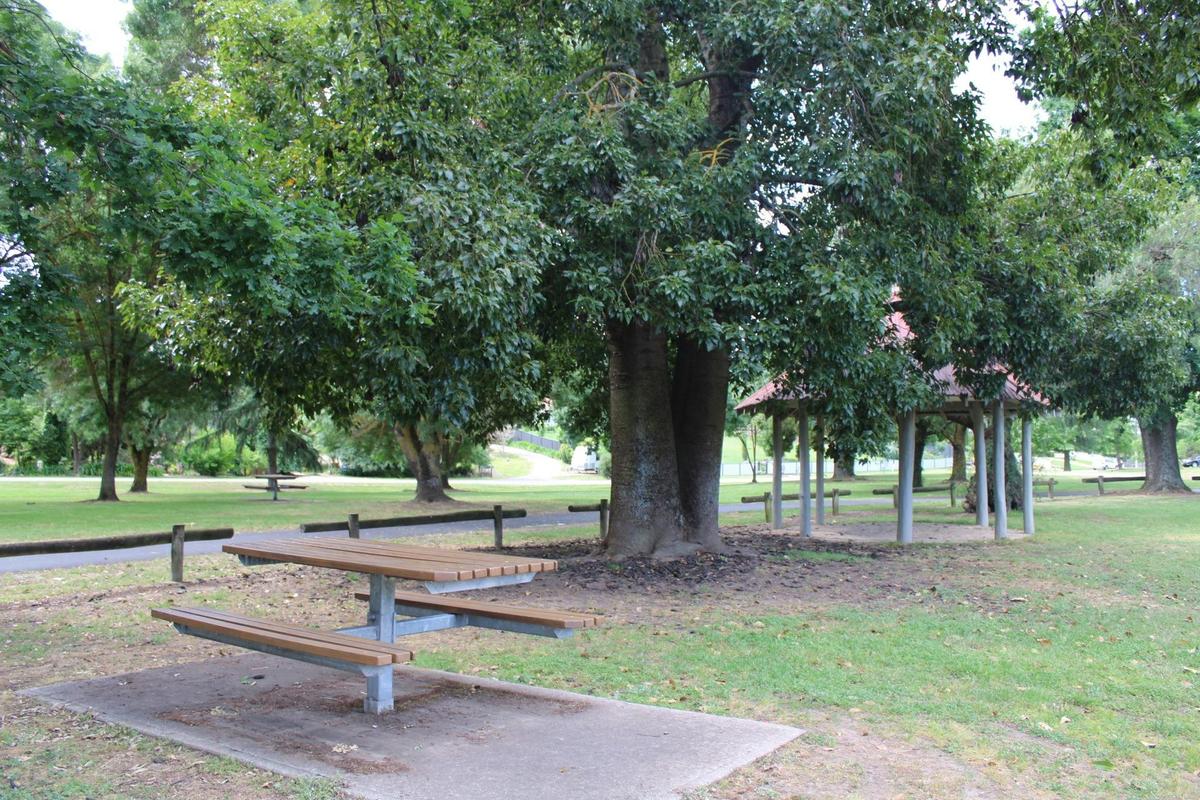Leckie Park
