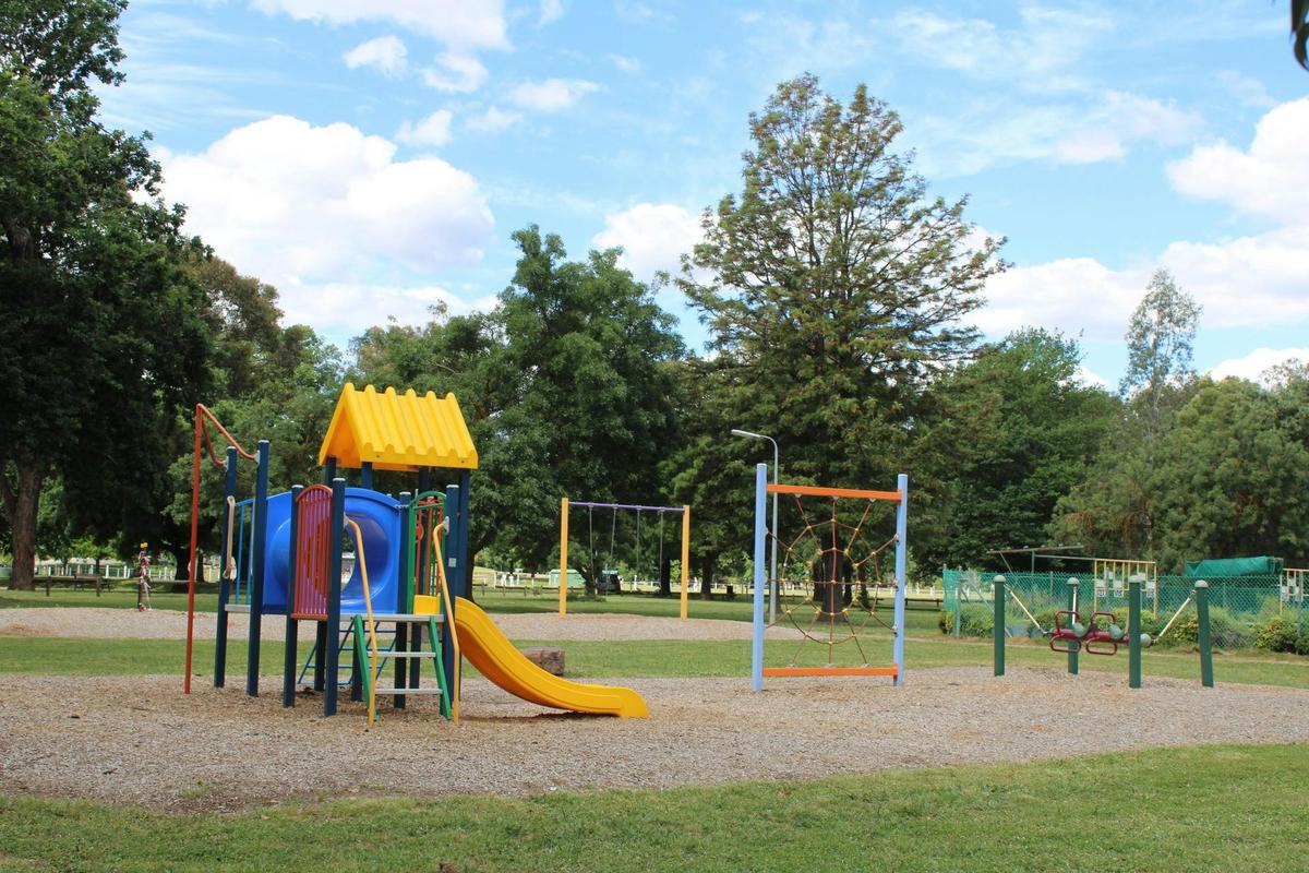 Leckie Park