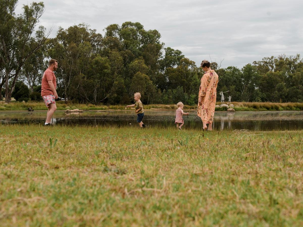 Family at Lake King Wetlands