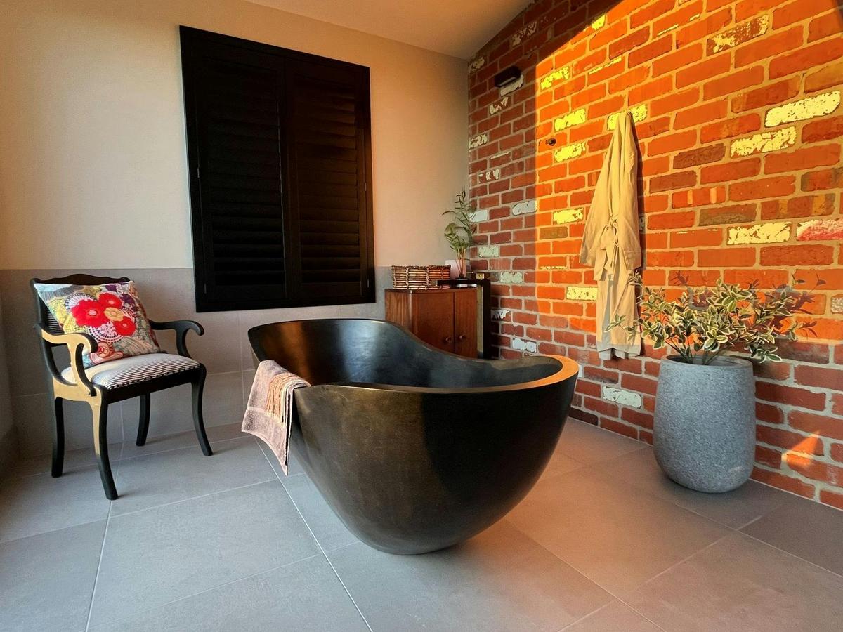 Reconnect and rejuvenate in our serene hideaway, designed with couples and wellness seekers in mind.
