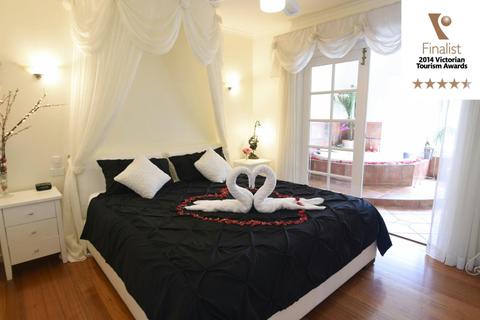 King bed and spa room
