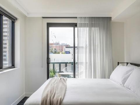 Lancemore Crossley St. - Luxury Boutique Melbourne Accommodation
