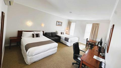 Double Queen Room
