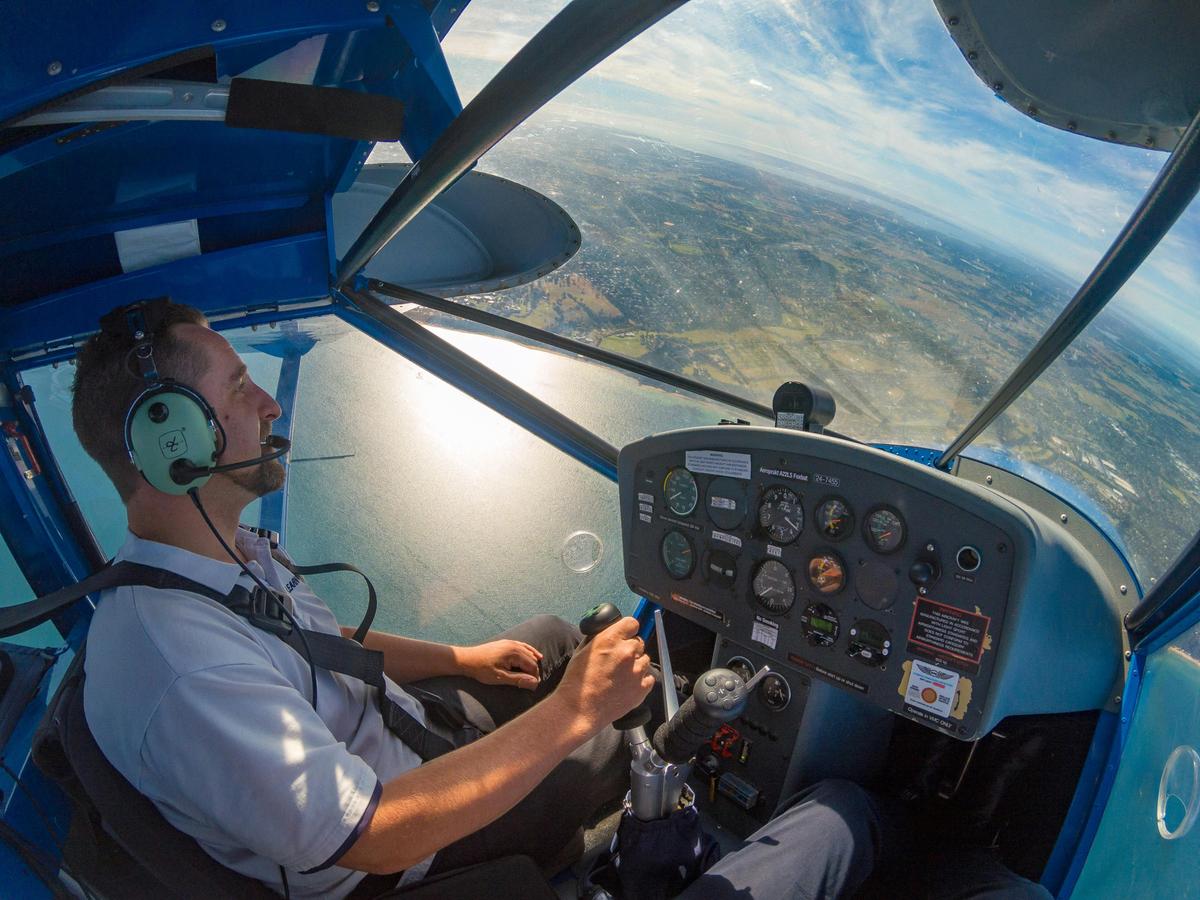 60min Trial Introductory Flight by Learn To Fly Melbourne