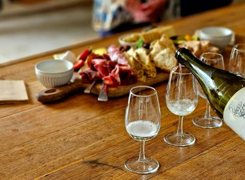 Local Way Tours - Phillip Island Explorer