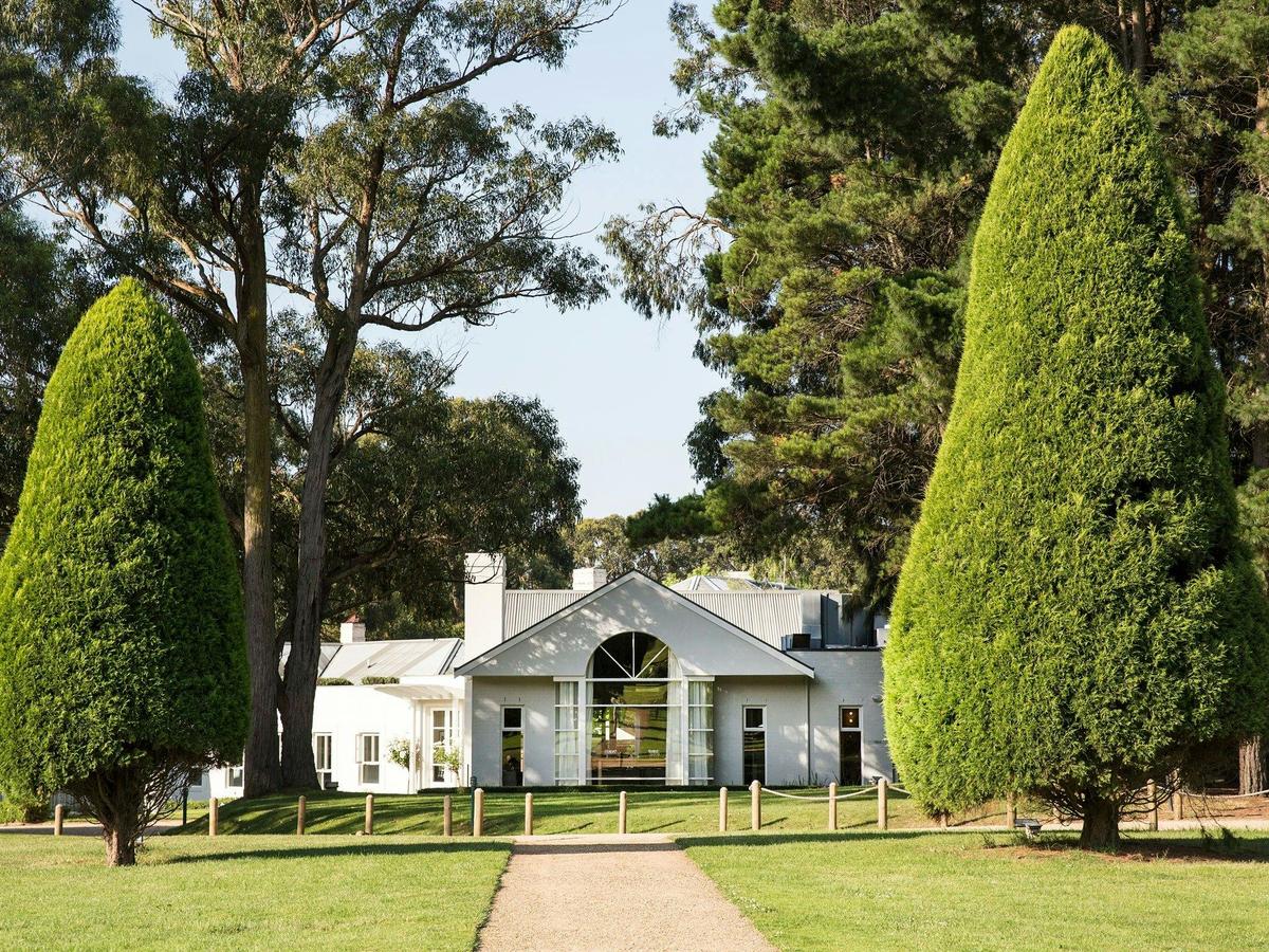 Lindenderry Grounds