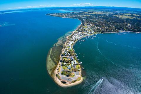 Flight 5 – Shaving Point at Metung with The Silt Jetties in the background