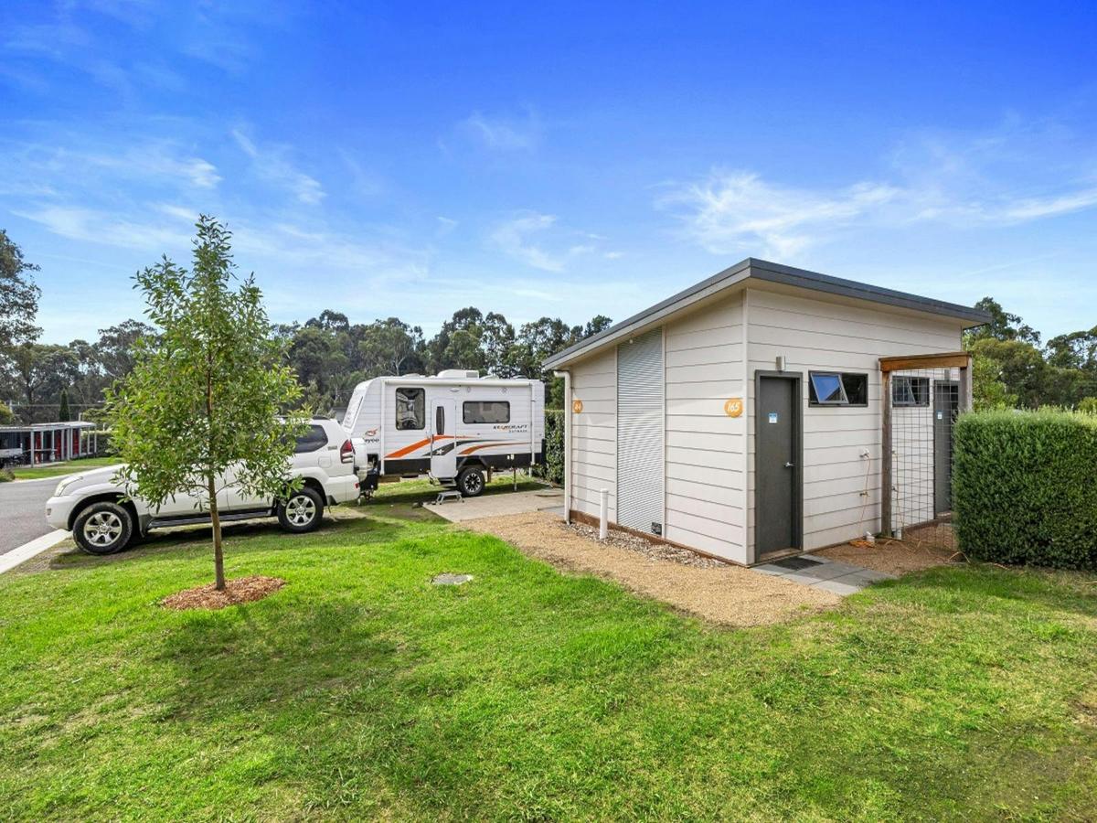 Powered Ensuite site at Lilydale Pine Hill Caravan Park