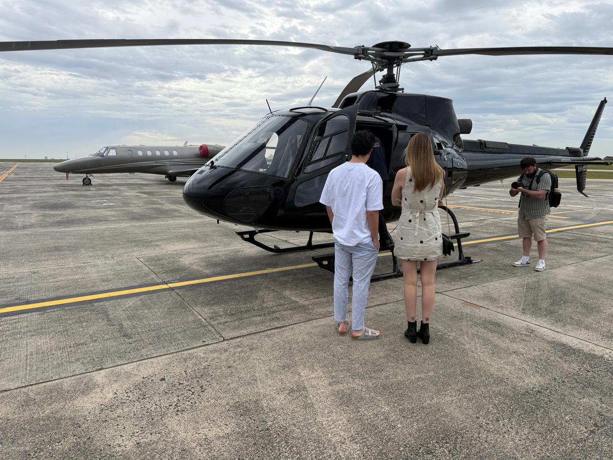 Melbourne to the F1 Grand Prix in Albert Park by Helicopter