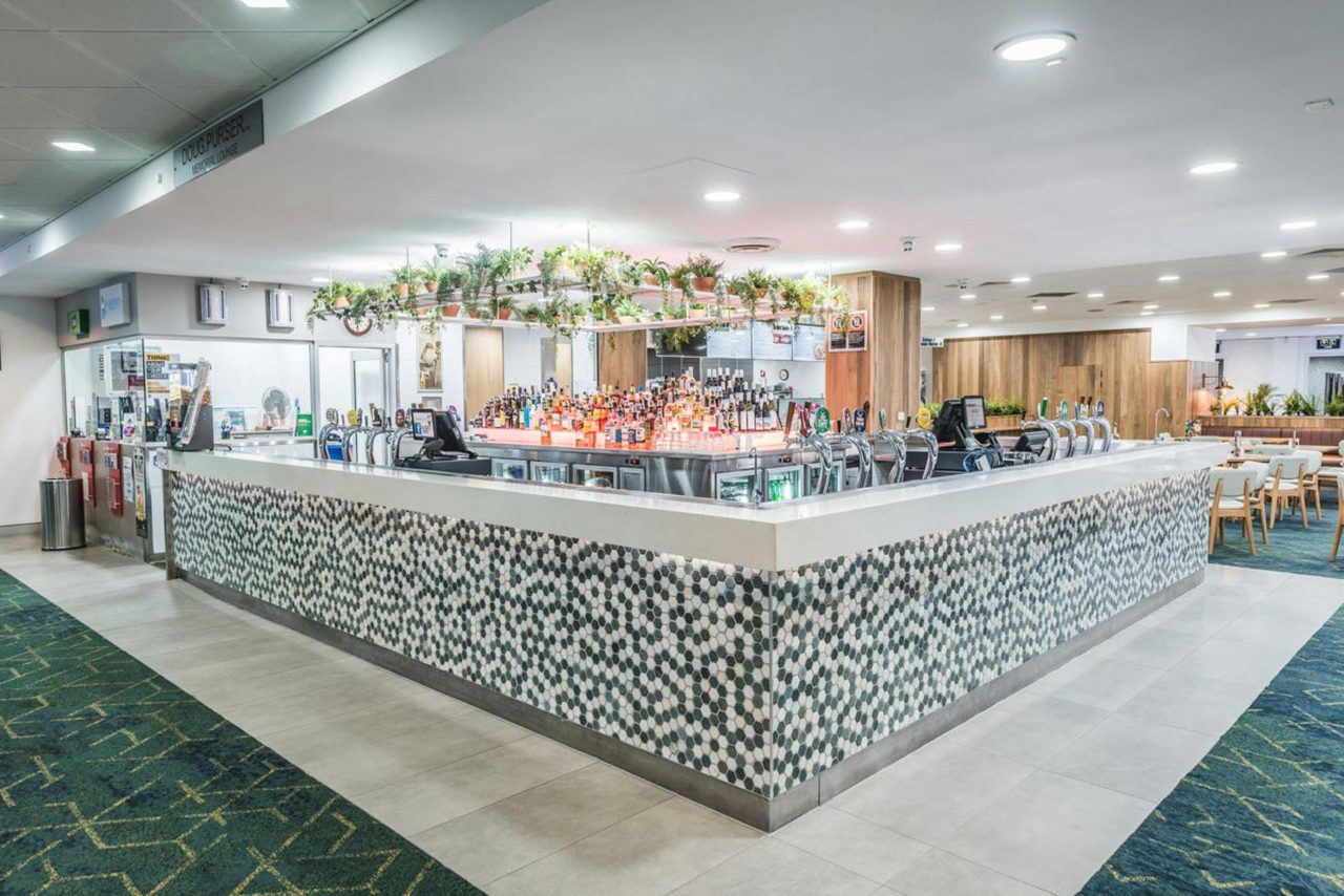 Salute Bar