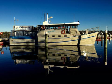 Lonsdale Cruises