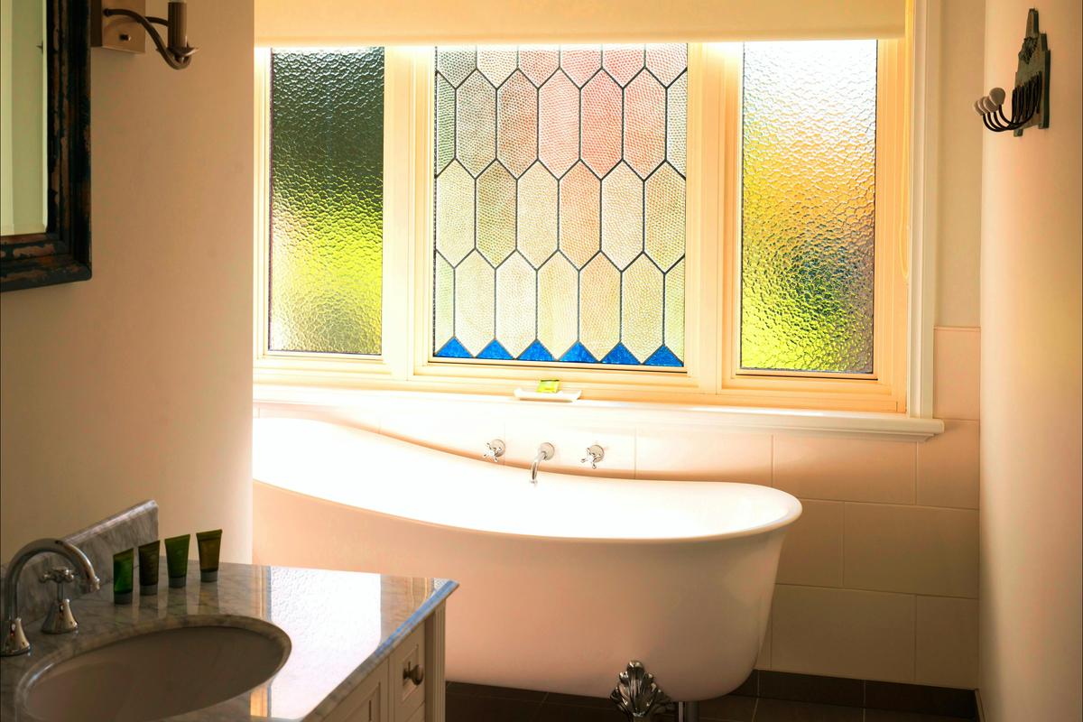 Clawfoot bath - Winter Cottage