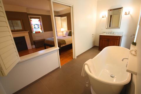 Deep Soaking Baths - Harvest Cottage