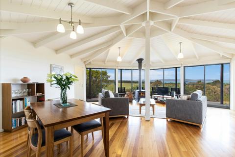 Cottage1 interior