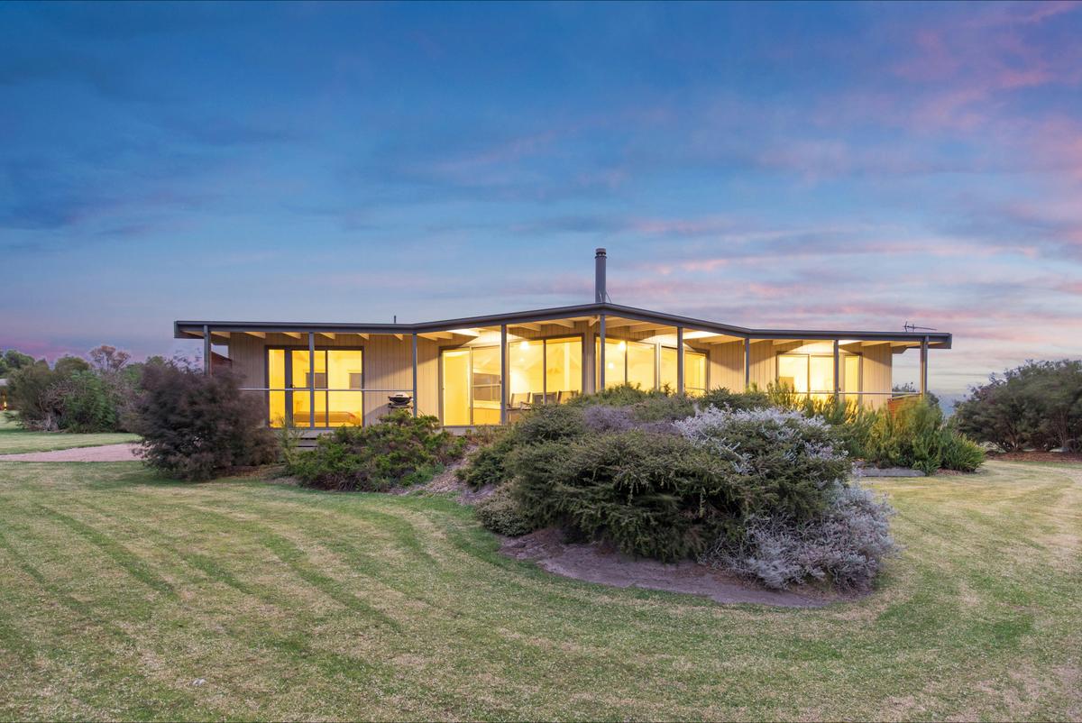 Stringybark Two Bedroom Cottage