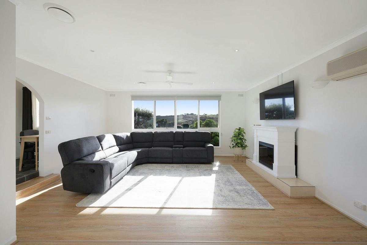 The BeachHouse loungeroom