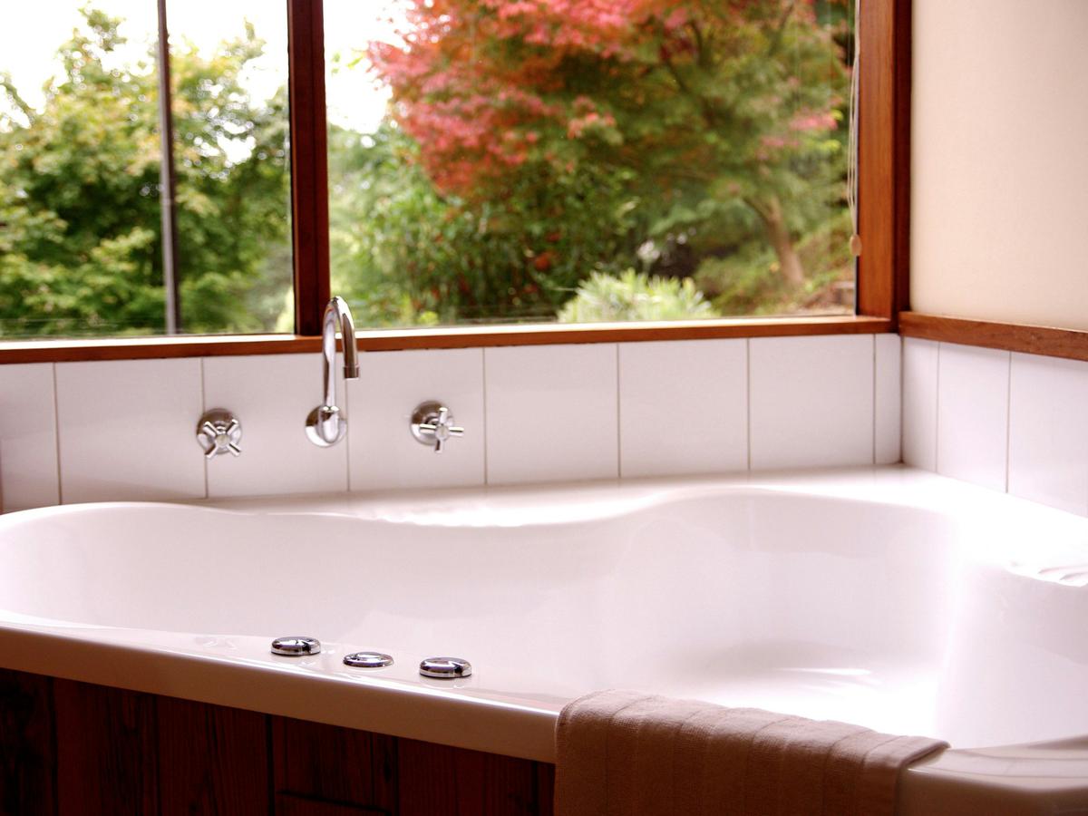 Double spa, Mountain Ash cottage